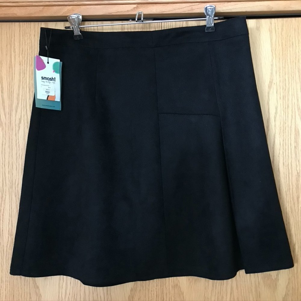 Black Faux Suede Skirt (L)